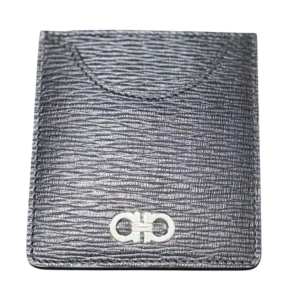 NWT Auth Salvatore Ferragamo Gancini Black Red Leather Card Case Holder